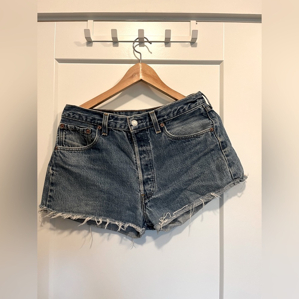 Levi’s 501 jean shorts